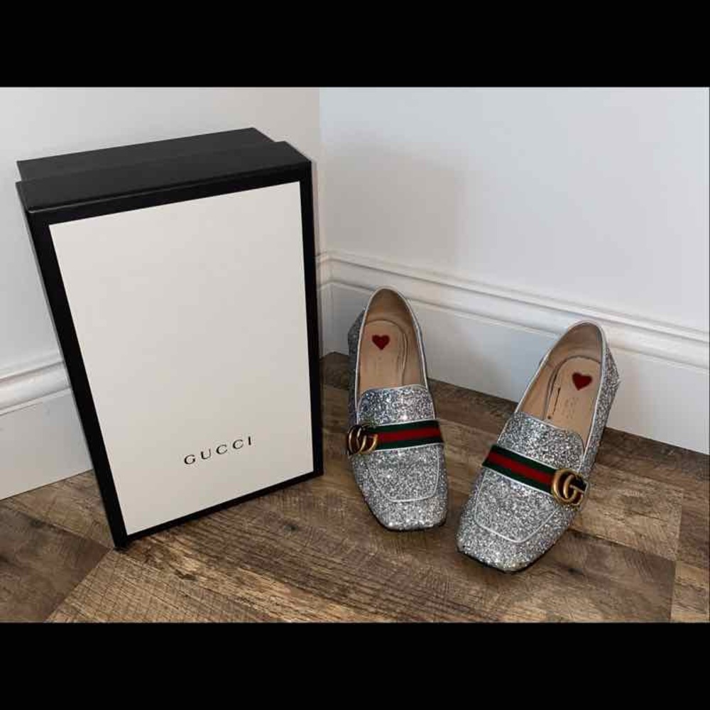 Almost New GUCCI Glitter Payton Loafer